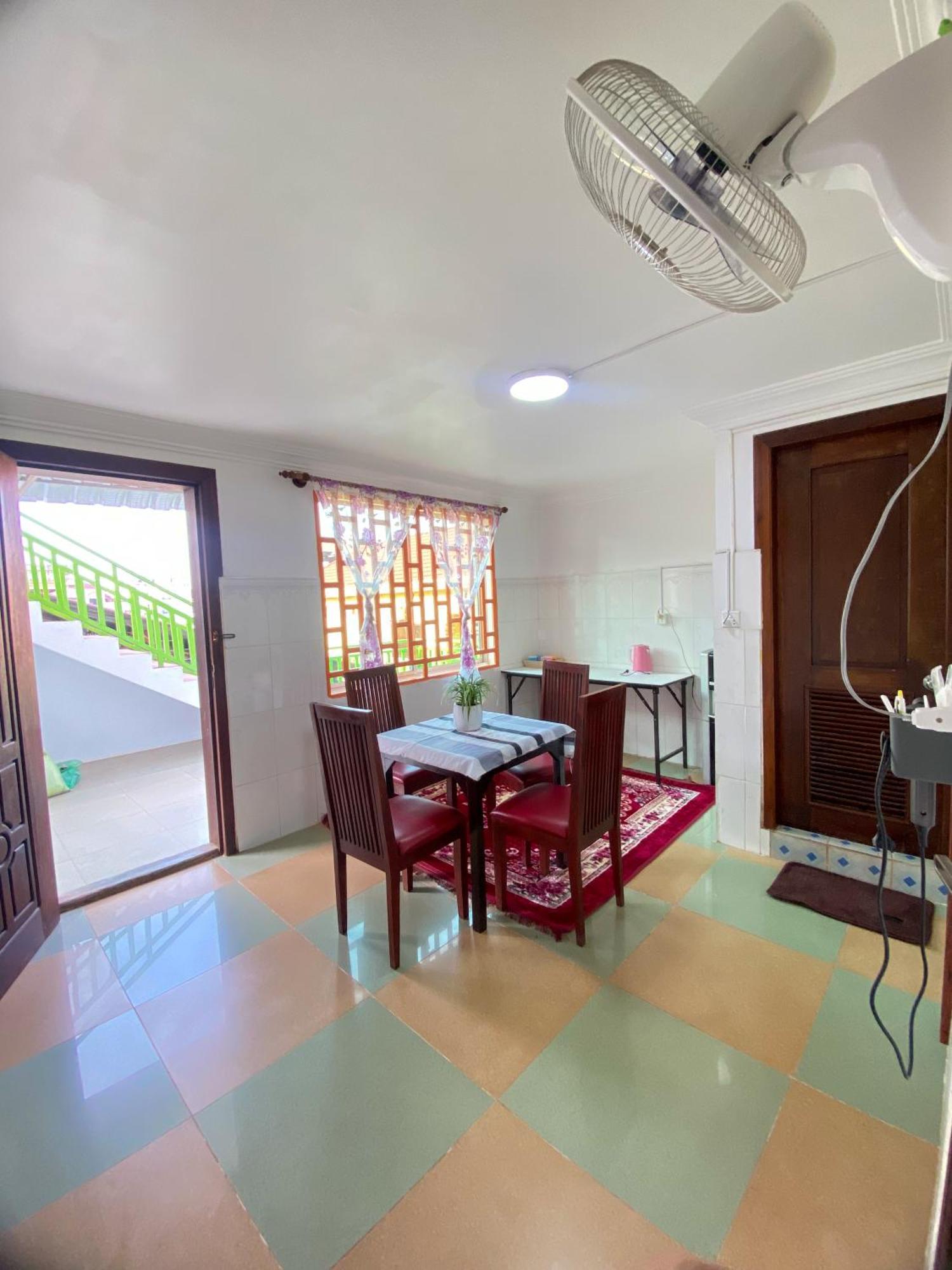 Centro Guest House Сием Реап Екстериор снимка